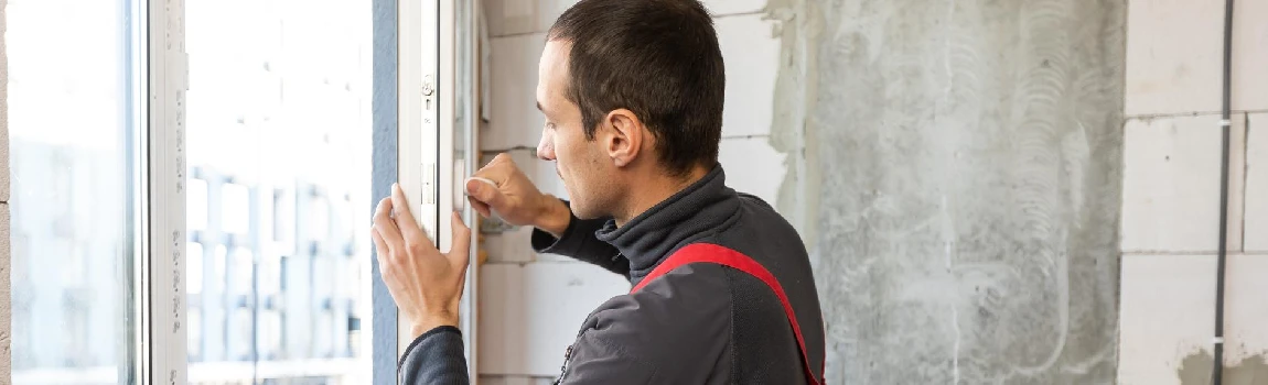 Emergency Cracked Windows Repair Services in Buenaventura Lakes, FL